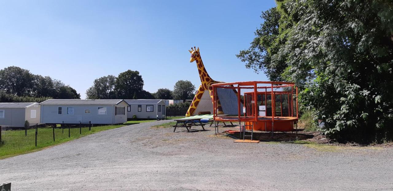 Camping Le Balcon De La Baie Saint-Marcan Buitenkant foto
