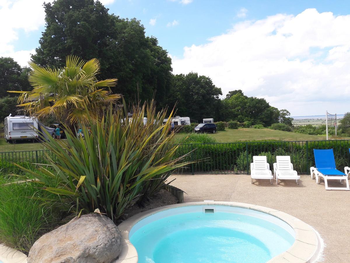 Camping Le Balcon De La Baie Saint-Marcan Buitenkant foto